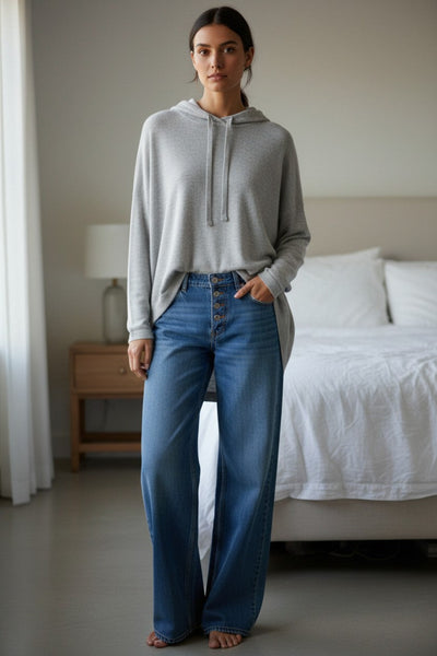 Quinn Oversized Hoodie Sweater in 100% Cashmere Knit pearl grey