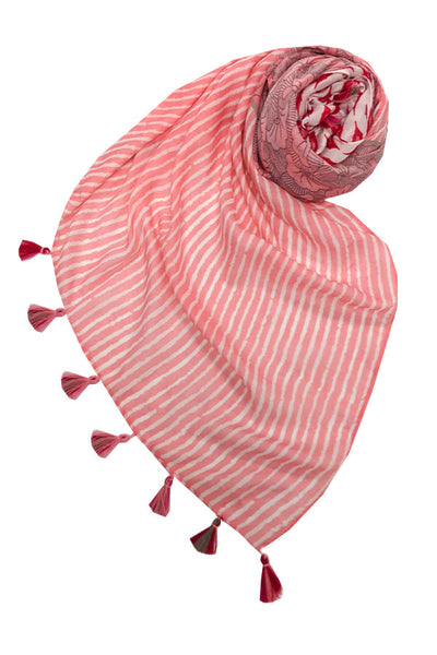 Pool to Party Coverup Vacation Melody / One Size / Red Free Spirit Vest in Vacation Melody Print