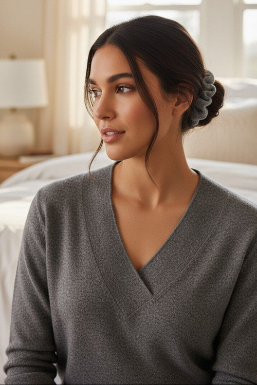 100% Cashmere Recycled Knit Hair Scrunchie lt grey