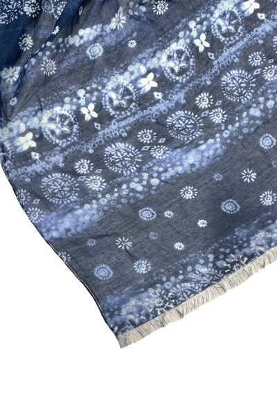 MV86 Flower Stamp swatch Closeup Print