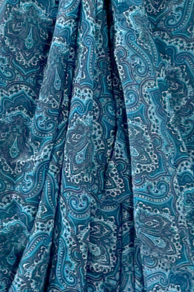 S217--Paisley-Dream-Sarong_Swatch