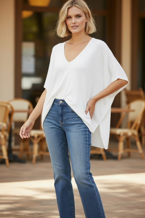 Zen Blend Luisa V-Neck Sweater Knit Poncho white